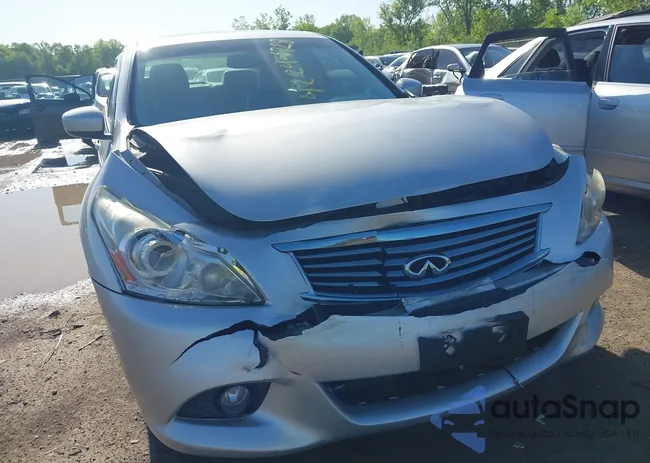 JN1CV6AP8DM720497: 42244728