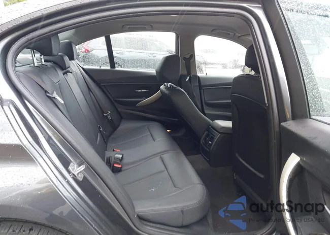 WBA8E1G59JNU93478: 42244735