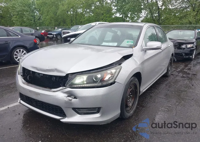 1HGCR2F70DA108073: 42244778