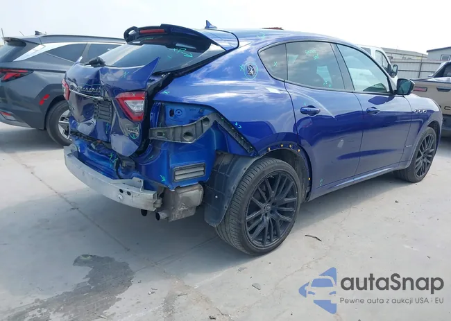 ZN661YUS3LX353537: 42244904