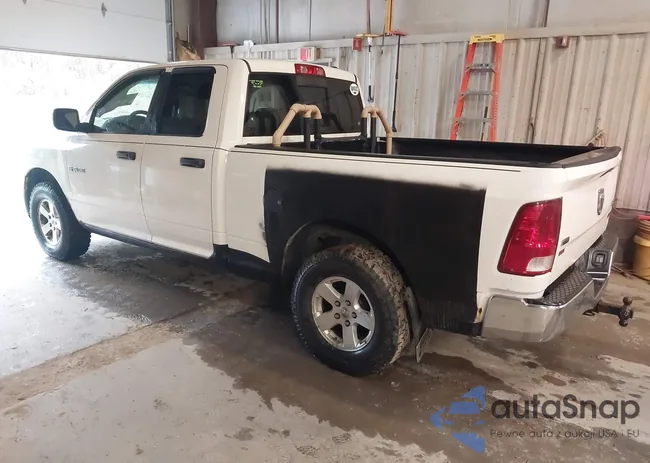 1D3HV18P49S700804: 42244041