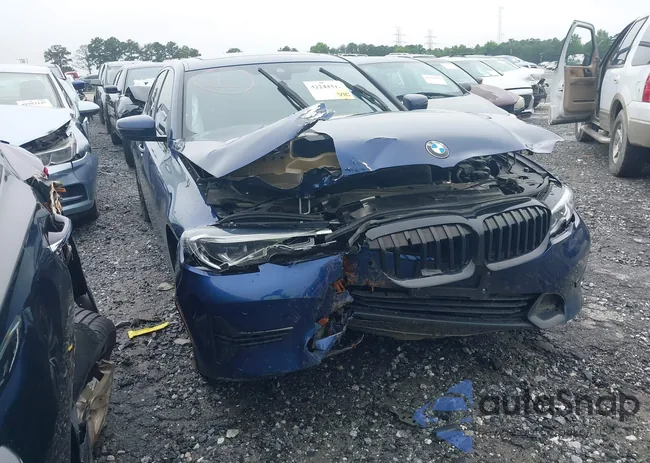 WBA5R7C59KAJ83727: 42244312