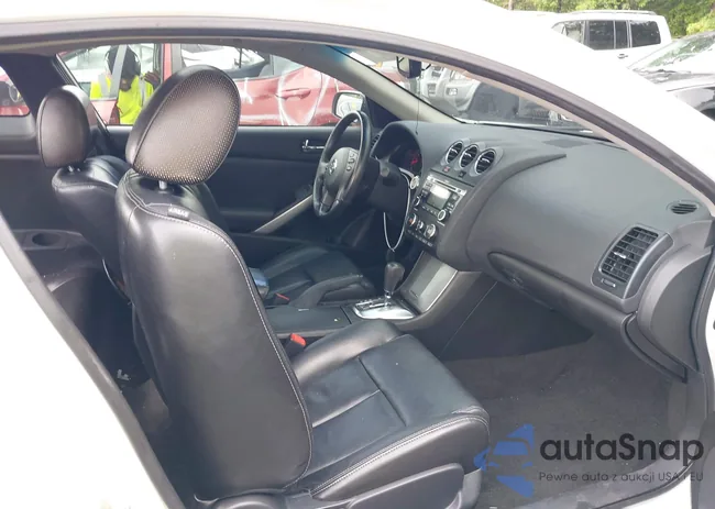 1N4AL2EP0BC150842: 42245553