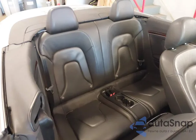 WAUCFAFH9BN010978: 42245571