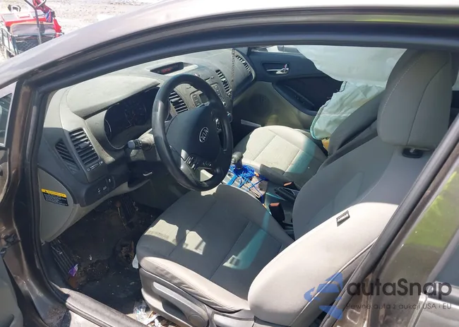 KNAFX4A61E5161075: 42245627