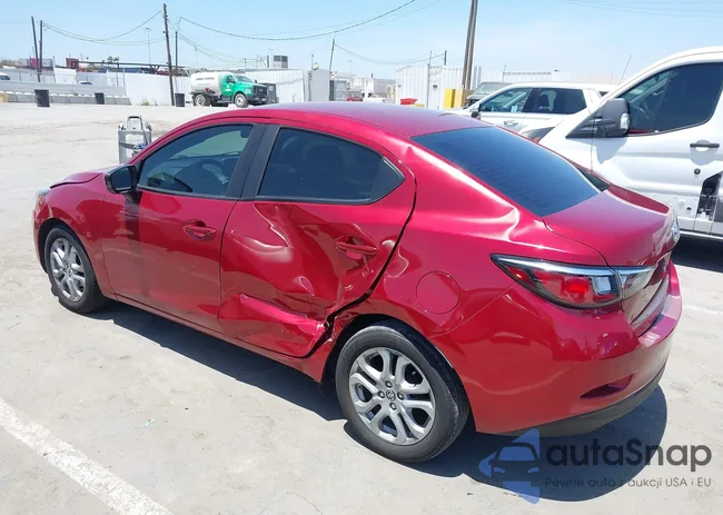 3MYDLBYV7JY309963: 42245652