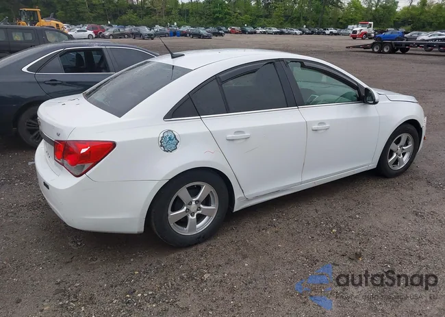 1G1PF5S93B7124336: 42245679