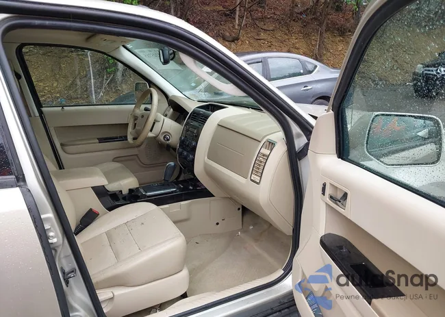 1FMCU9EG3CKA51721: 42245765