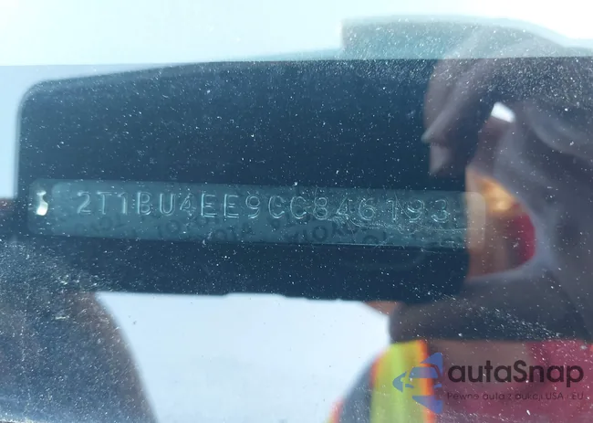 2T1BU4EE9CC846193: 42245780