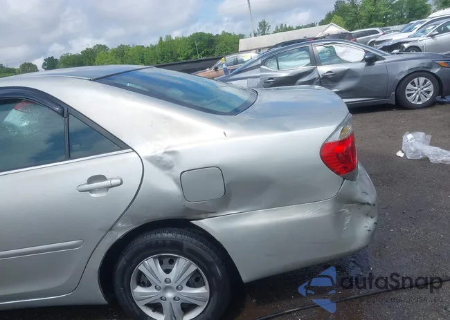 4T1BE32KX5U540011: 42245874