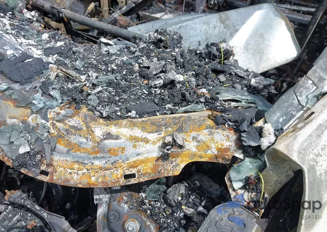 1FMCU9HD2JUC57079: 42245931