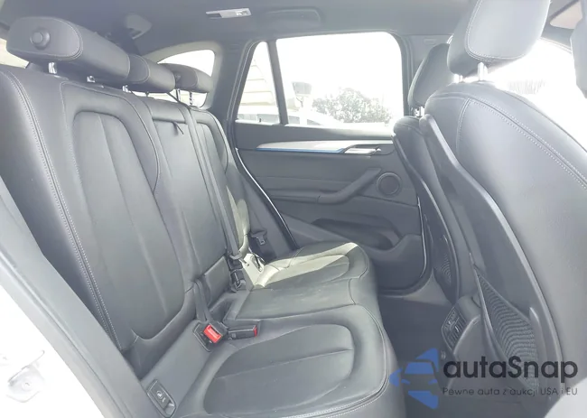 WBXHT3C32H5F82687: 42245057