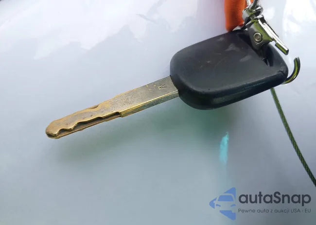 JH4CU2E88CC024043: 42245084