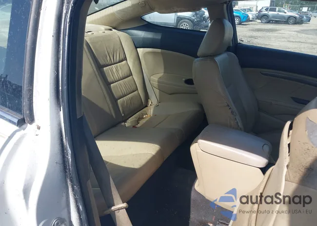 1HGCS2B89AA005796: 42246389