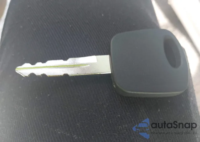 1FTRX18L33NB07025: 42246476