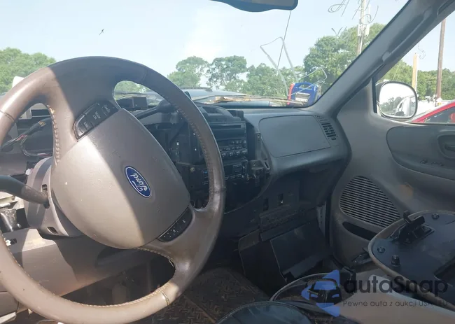 1FTRX18L33NB07025: 42246476