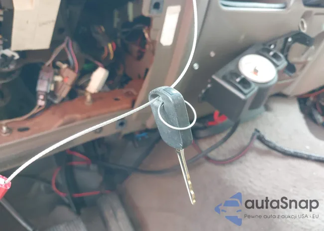 1FMSU43F7YEC35137: 42246545