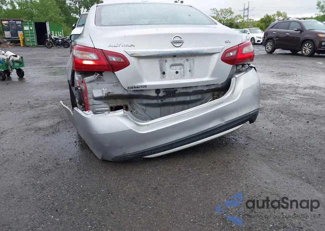 1N4AL3AP2JC269440: 42246701