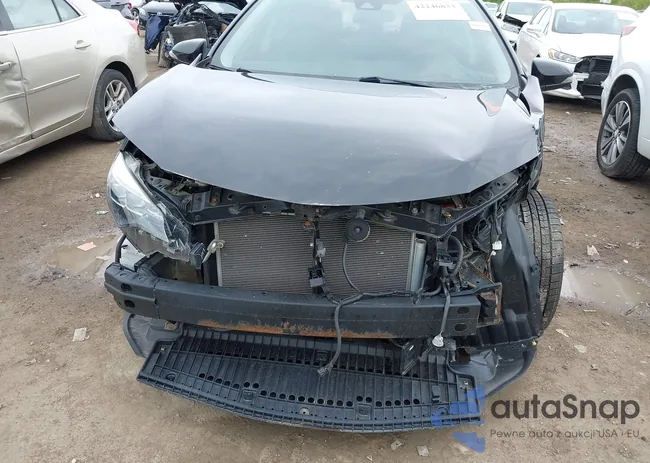 2T1BURHE1JC966477: 42246833