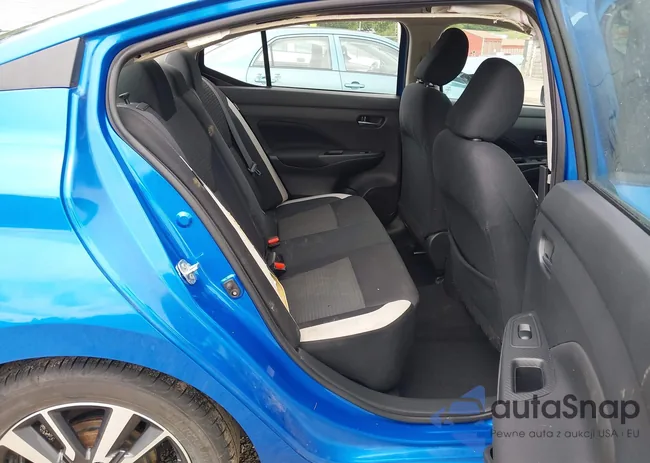 3N1CN8EV6ML825795: 42246869