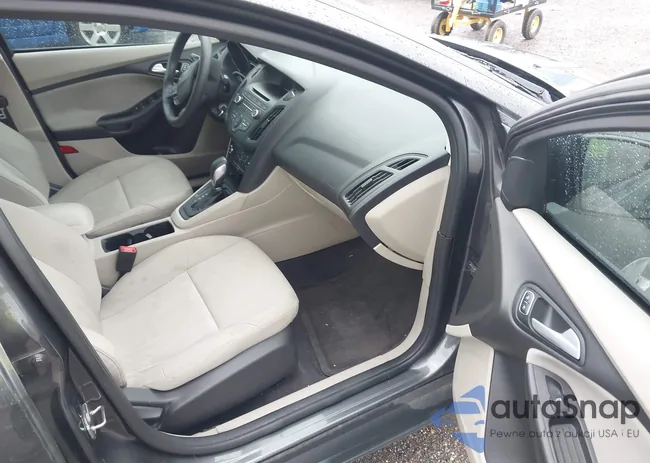 1FADP3F25HL317537: 42246258