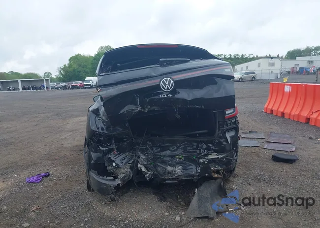 1V2VMPE82PC032604: 42247397