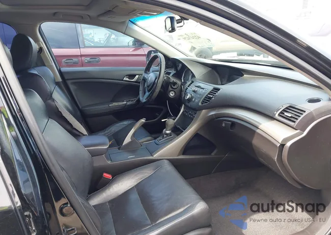 JH4CU26699C027524: 42247429