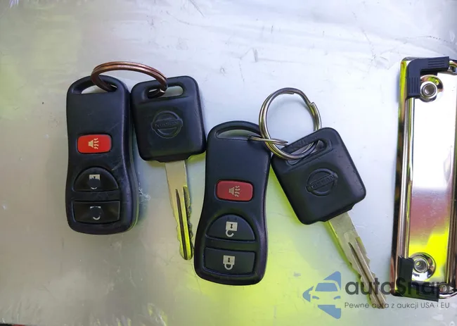 1N6BF0KY7GN801979: 42247731