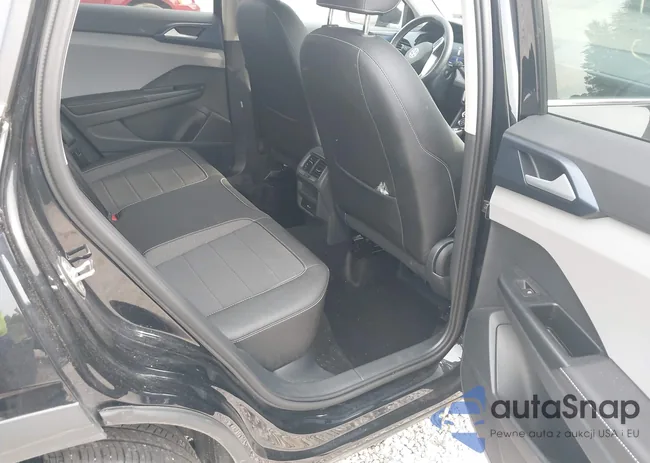 3VVUX7B22RM030200: 42246952