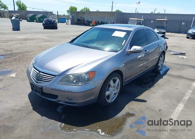 JH4KB16688C004035: 42247296