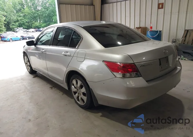 1HGCP26898A082772: 42248605