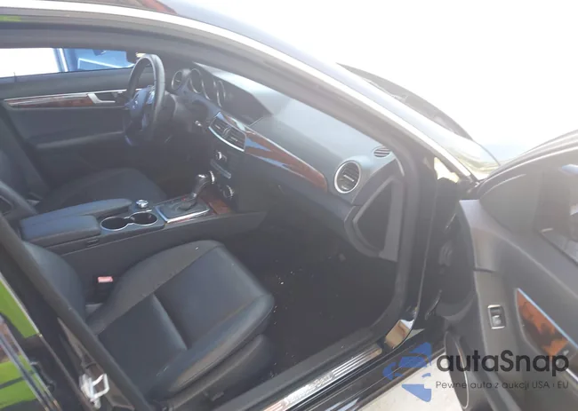 WDDGF4HB1DA808311: 42248613