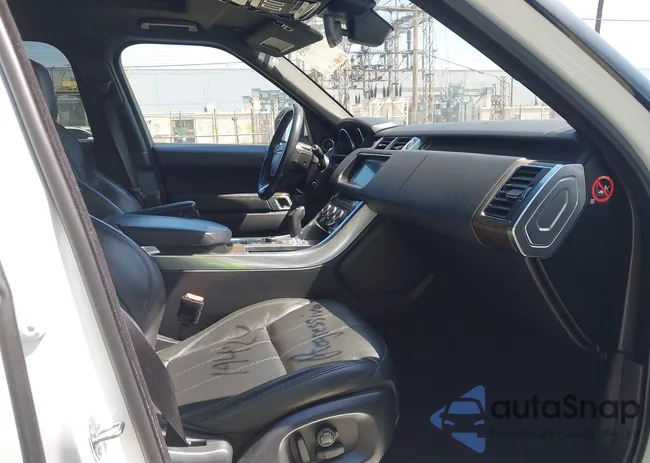 SALWR2FV8HA677553: 42248695