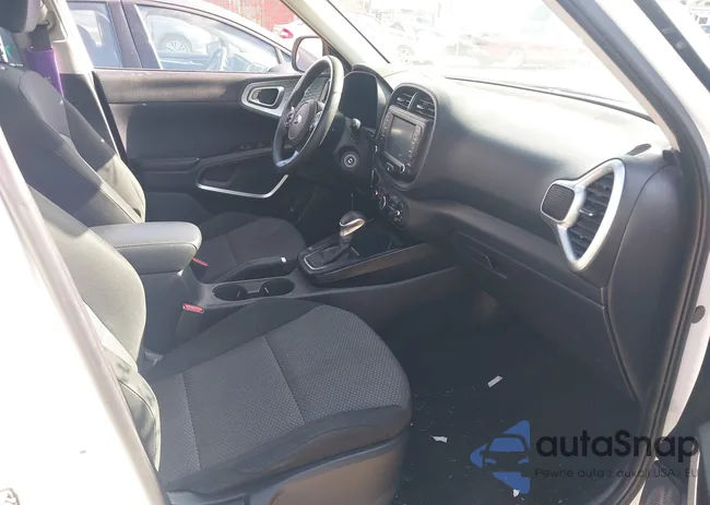 KNDJ23AU2L7701202: 42247953