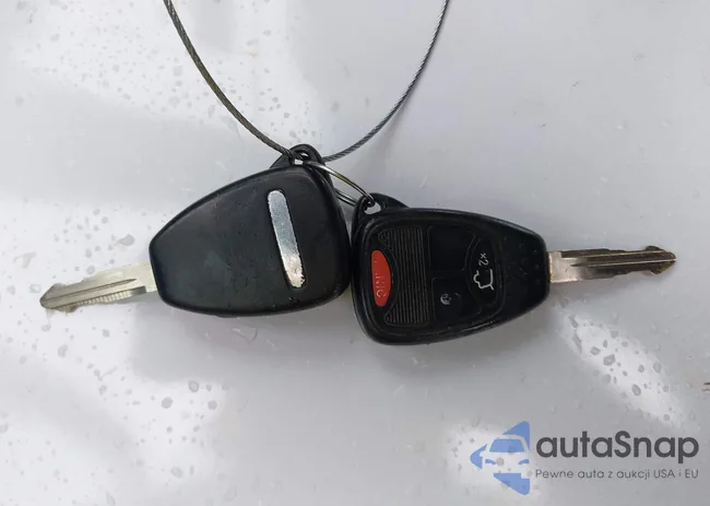 1C4PJMAK7CW192330: 42247995