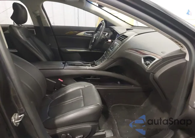 3LN6L2G96ER835783: 42248056