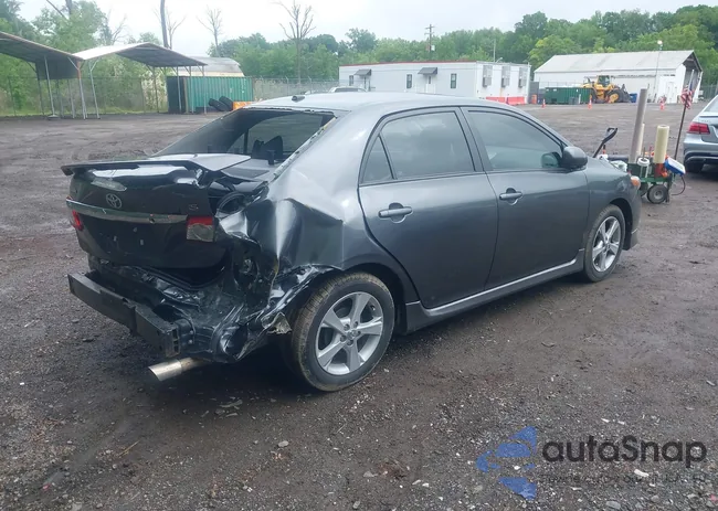 2T1BU4EE3BC695141: 42248111