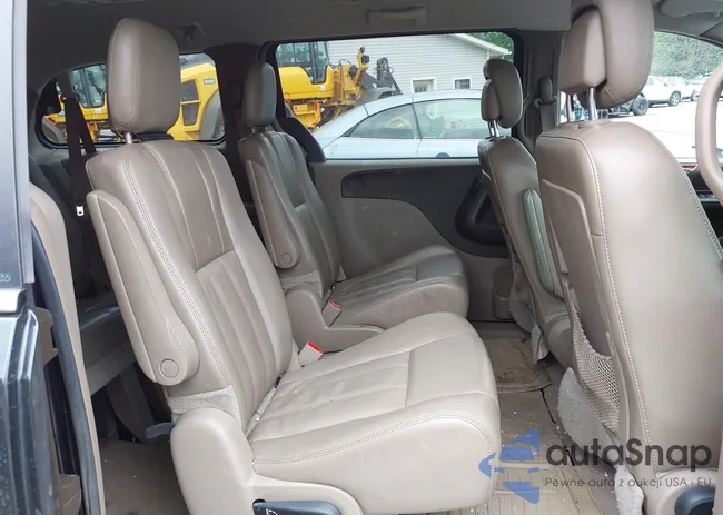 2C4RC1BG8ER124724: 42248311