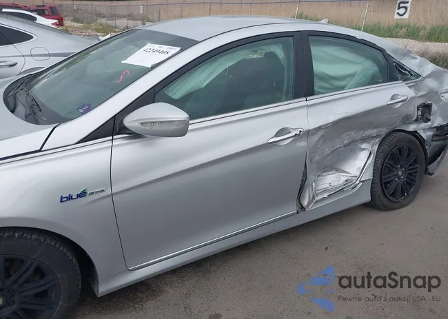 KMHEC4A43DA083280: 42249408