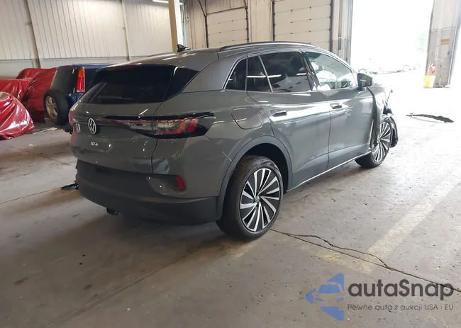 1V2DSPE88RC023555: 42249637