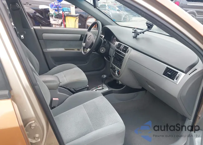 KL5JD52Z64K943267: 42249733