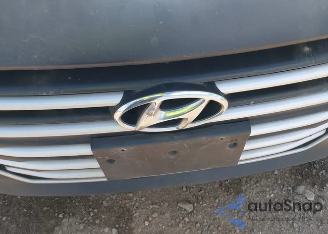 KMHD74LF2HU083807: 42249860