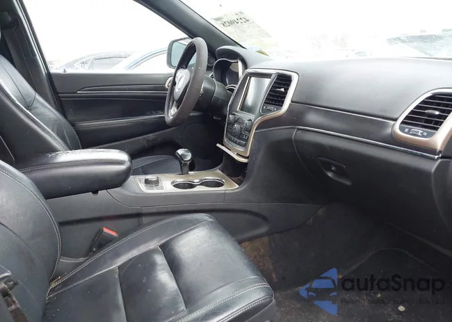 1C4RJFBG2FC632846: 42249028