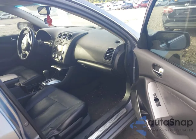 1N4AL2AP7CC231330: 42249083