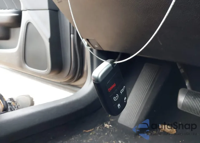 2C3CDXBG3NH250831: 42249273