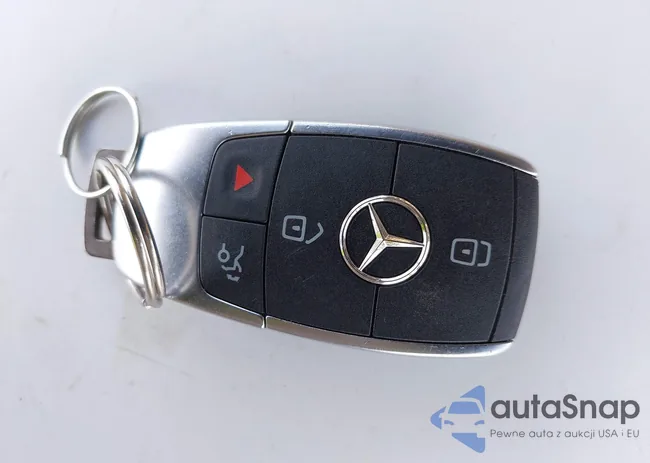 W1N4M4HB2NW172952: 42250346