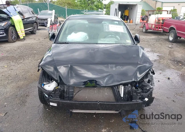 5NPD84LF7JH397972: 42250394