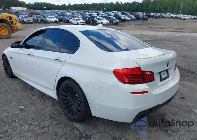 WBA5B1C58GG552017: 42250648