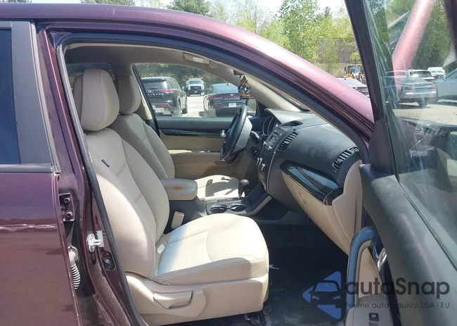 5XYKTCA19BG008104: 42250877