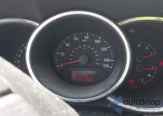 5XYKTCA19BG008104: 42250877